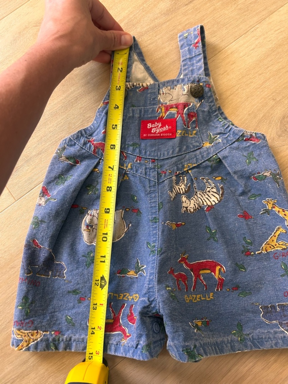 Vintage Oshkosh B’gosh safari Blue Animal Print Denim Shortalls for Kids 3-6 m